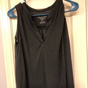 Grey tank top!